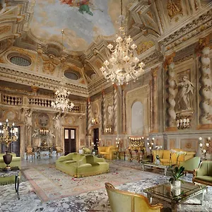 https://grand-continental.it-tuscanyhotel.com